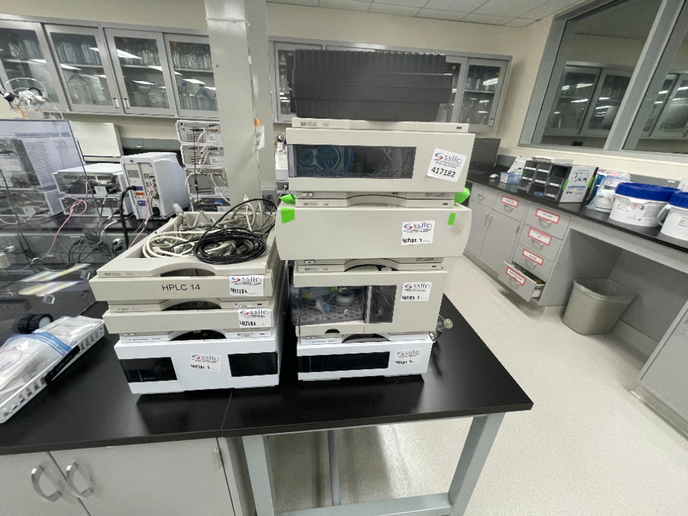 Image of Agilent 1100 Series HPLC System with DAD and Autosampler